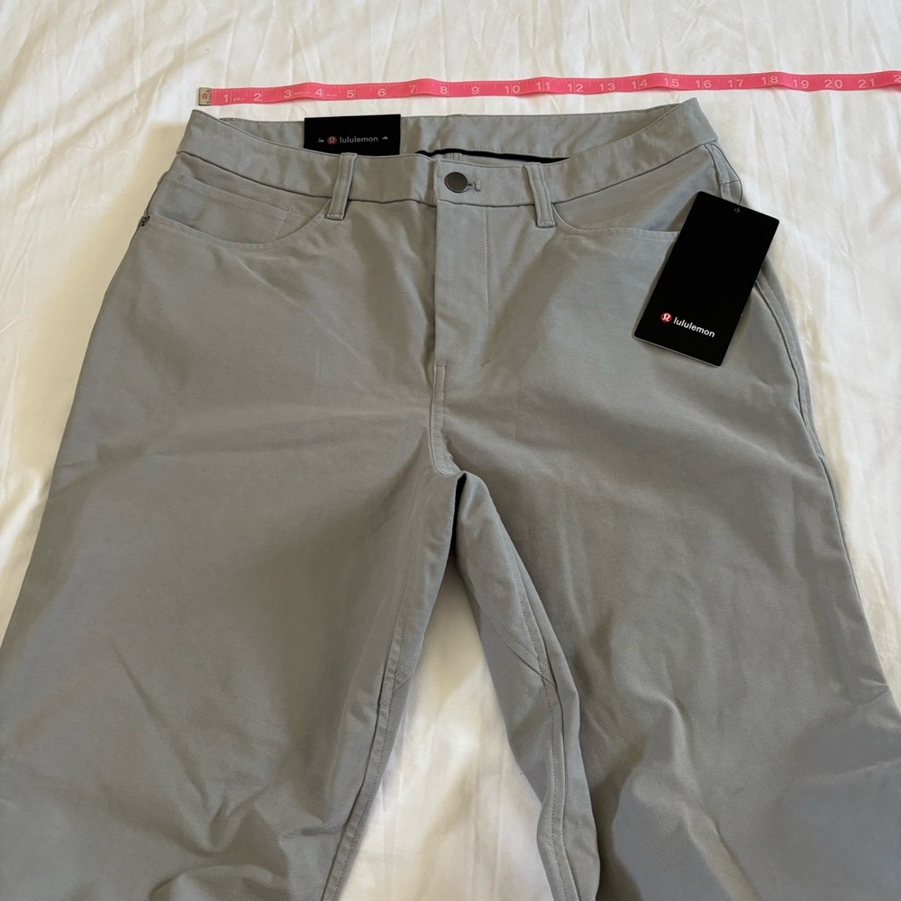 Lululemon ABC Classic-Fit 5Pkt Pant 30”L *Utilitech SILD Silver Drop Size 32 - Picture 3 of 6